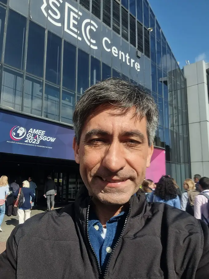 Dr. Marcelo Rivas em Glasgow - CONGRESSO INTERNACIONAL DE EDUCAÇÃO MÉDICA - médico cardiologista Ipanema